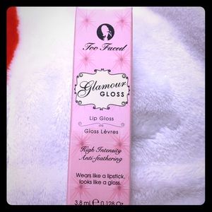 Too Faced Glamour Gloss Love Bites